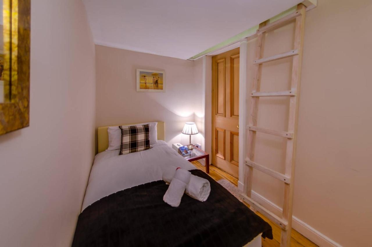Joivy Spacious Apartment Next To The Meadows 爱丁堡 外观 照片